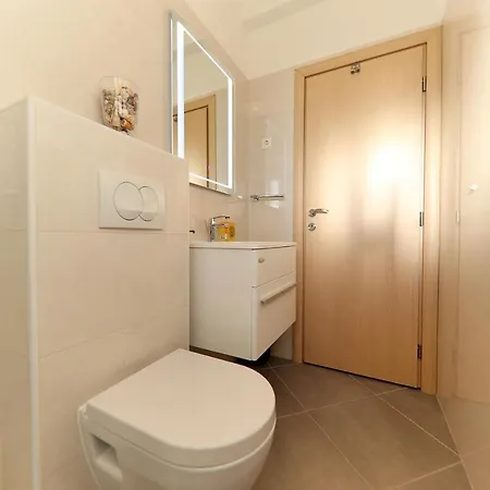 Branka Apartment Murter